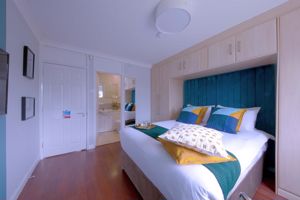 Photo 9- click for photo gallery